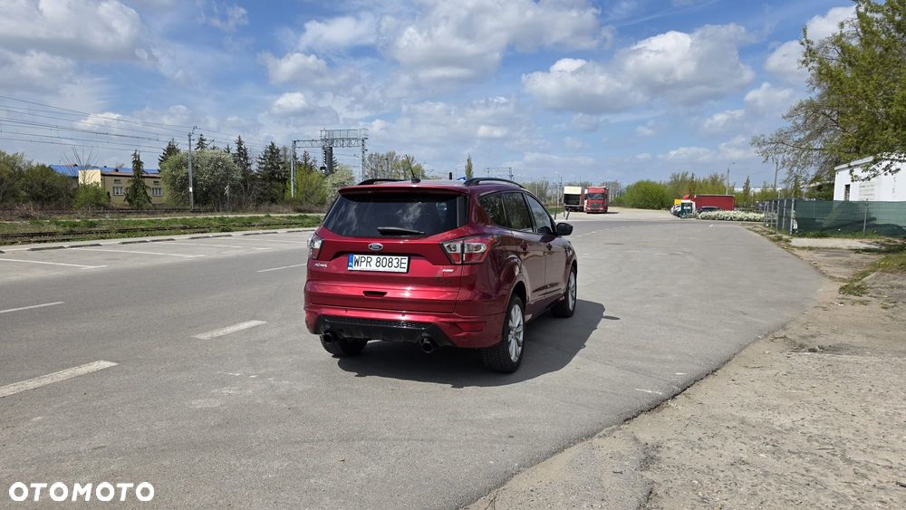Ford Escape 2.0 EcoBoost AWD Titanium - 3
