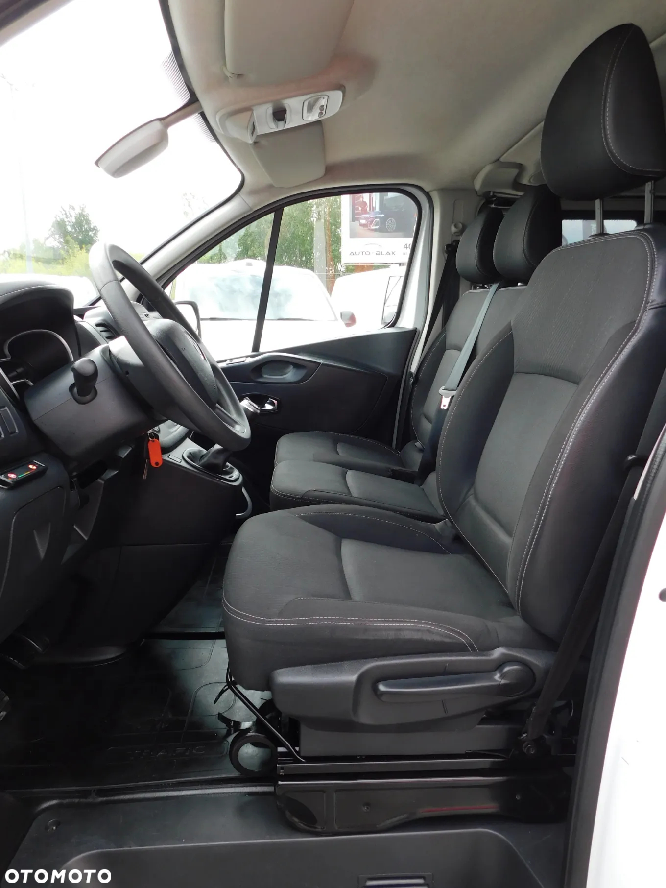 Renault Trafic 2.0 dCi L2H1 HD Pack Clim (bryg.) - 9