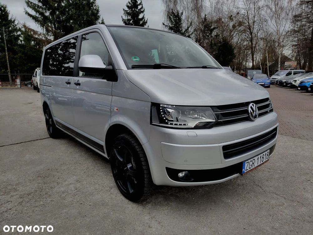 Volkswagen Multivan - 1