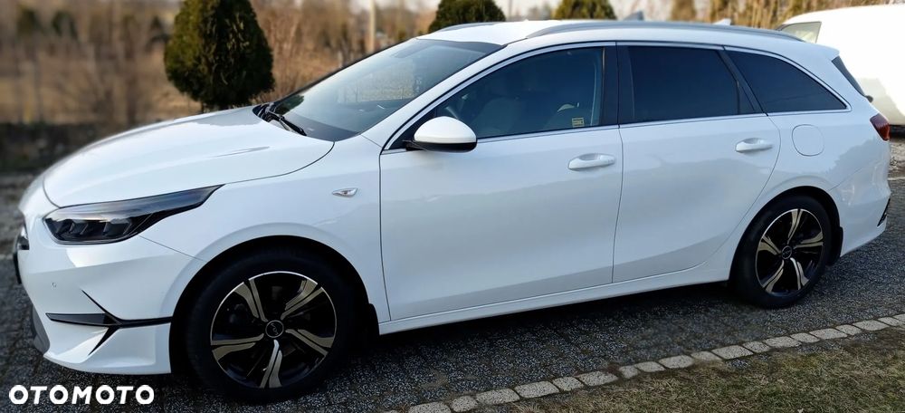 Kia Ceed 1.5 T-GDI Business Line Plus DCT - 5