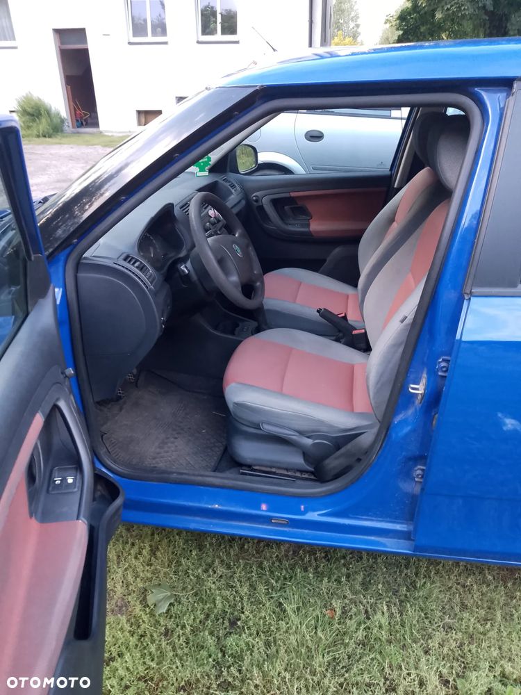Skoda Fabia - 13