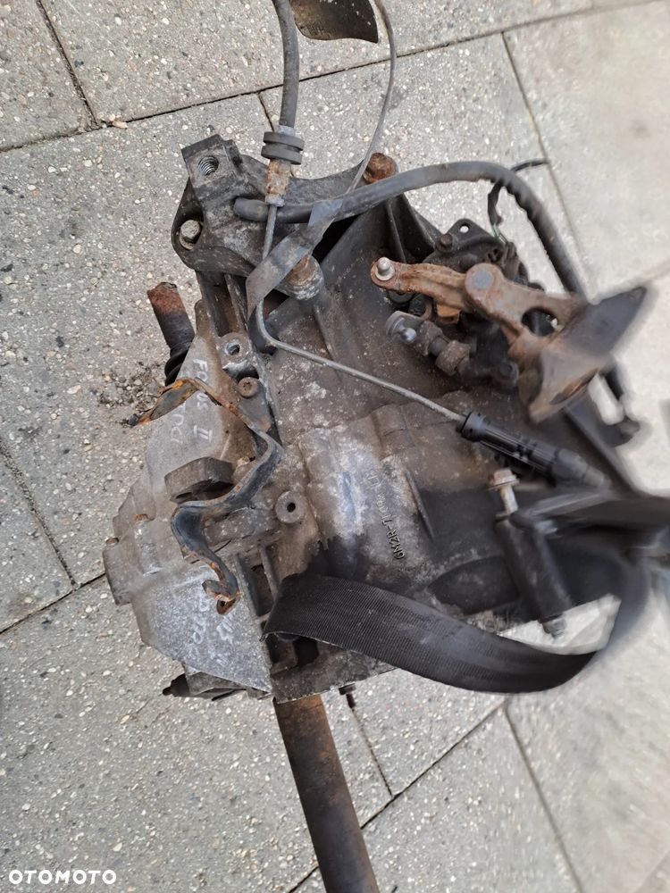 Ford Fokus MK II 2.0 TDCi skrzynia biegów kod 8M5R-7002-FC 6M2R-7F096-EB - 3