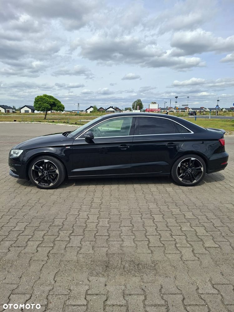 Audi A3 Limousine 2.0 TDI design - 3