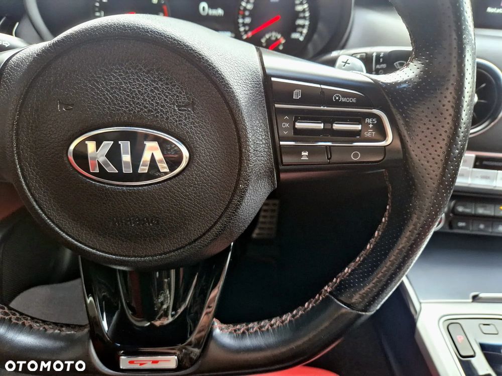 Kia Stinger 3.3 T-GDI V6 GT AWD - 26