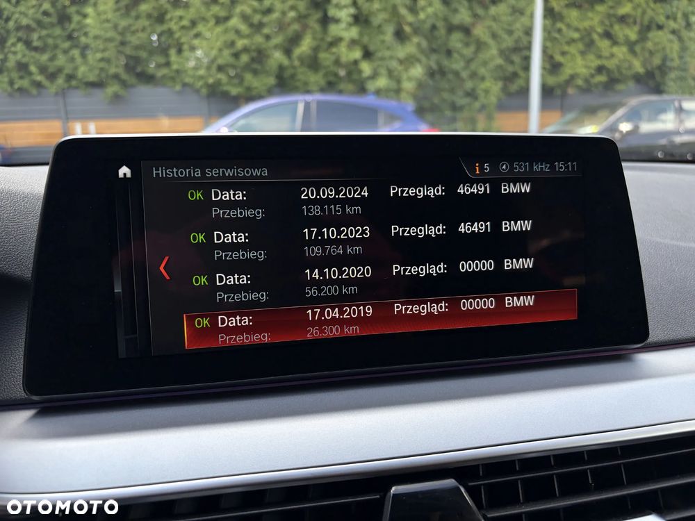 BMW Seria 5 520d - 27