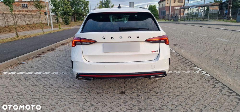 Skoda Octavia 2.0 TDI RS DSG - 8