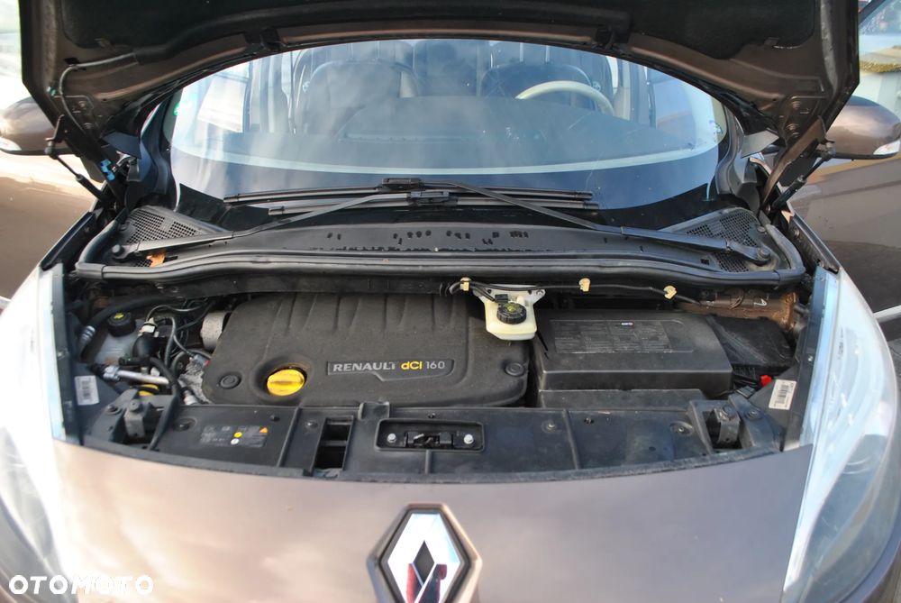 Renault Scenic dCi 160 FAP Bose Edition - 9