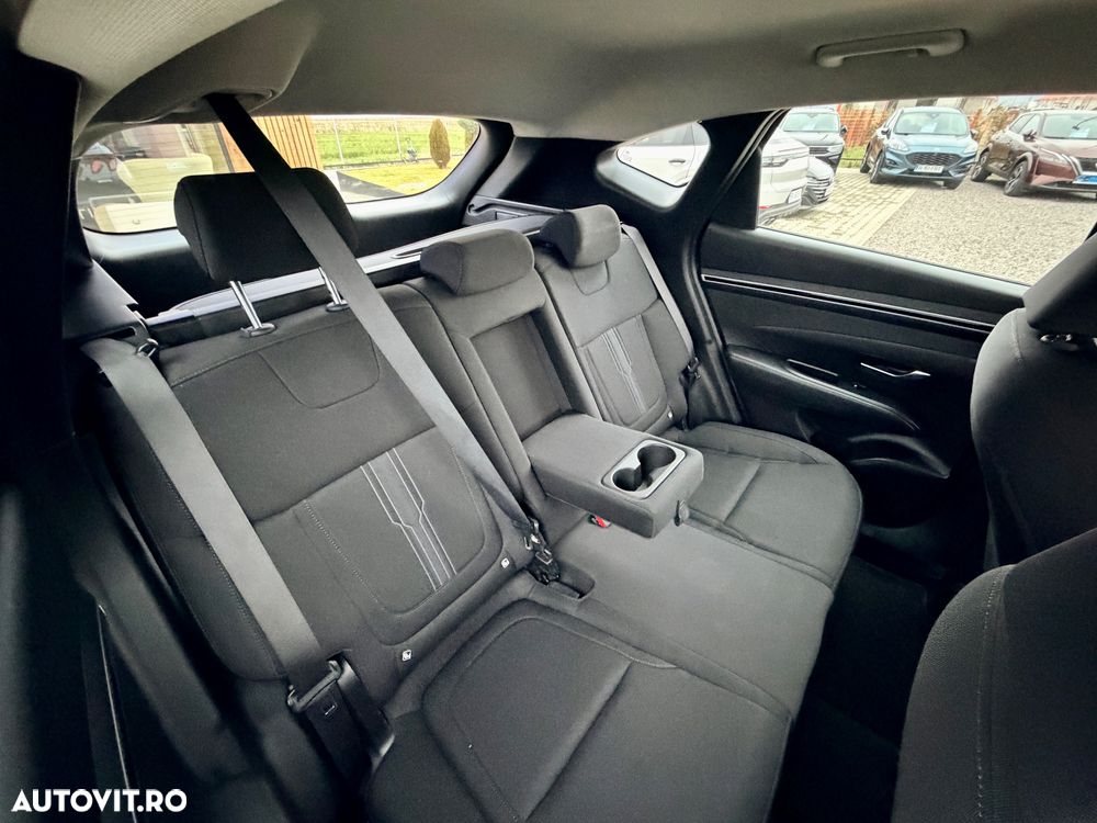 Hyundai Tucson 1.6 T-GDi HEV 2WD Trend - 16