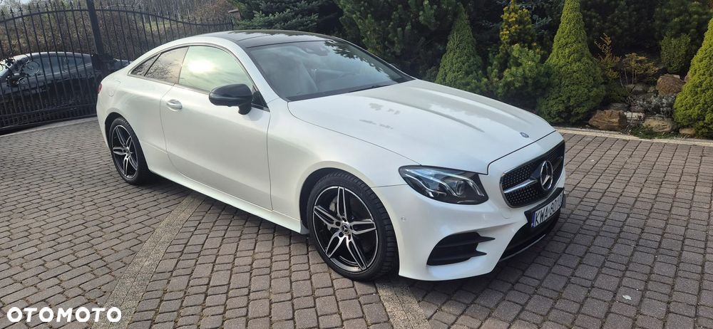 Mercedes-Benz Klasa E 400 4-Matic 9G-TRONIC - 1