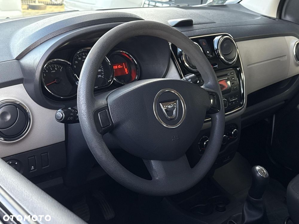 Dacia Lodgy 1.6 SCe Laureate S&S - 9