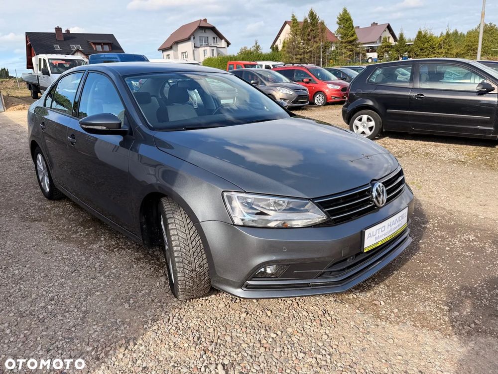 Volkswagen Jetta 2.0 TDI DPF BMT Comfortline - 13