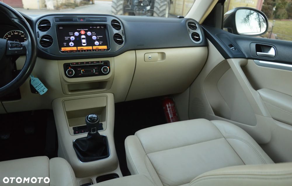 Volkswagen Tiguan - 20