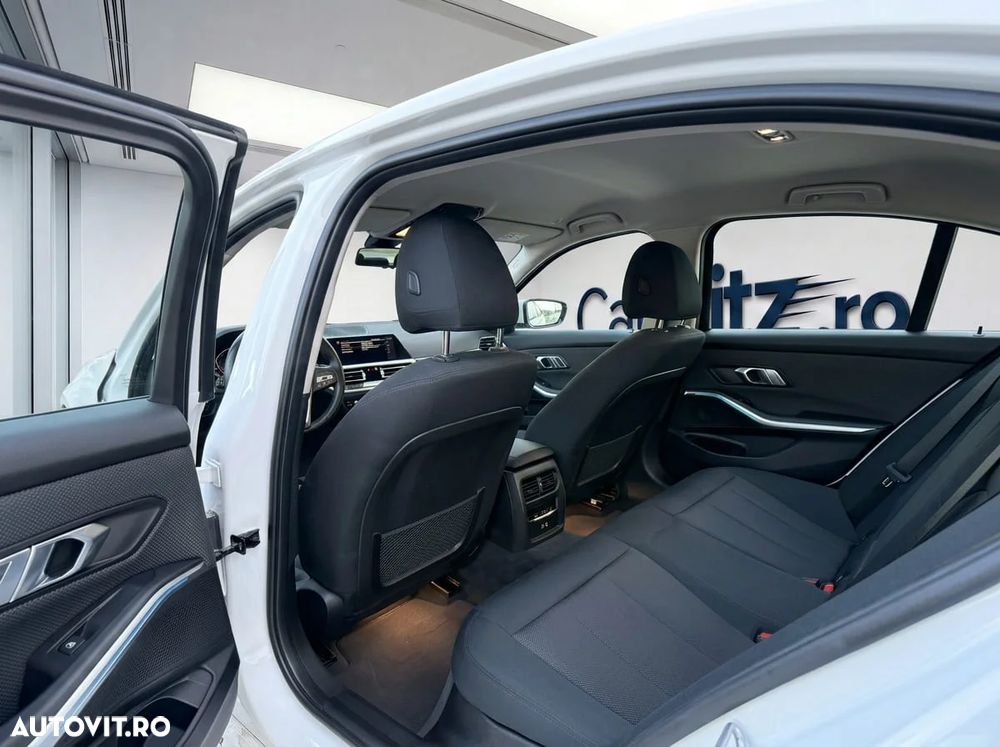 BMW Seria 3 320e Aut. Luxury Line - 6