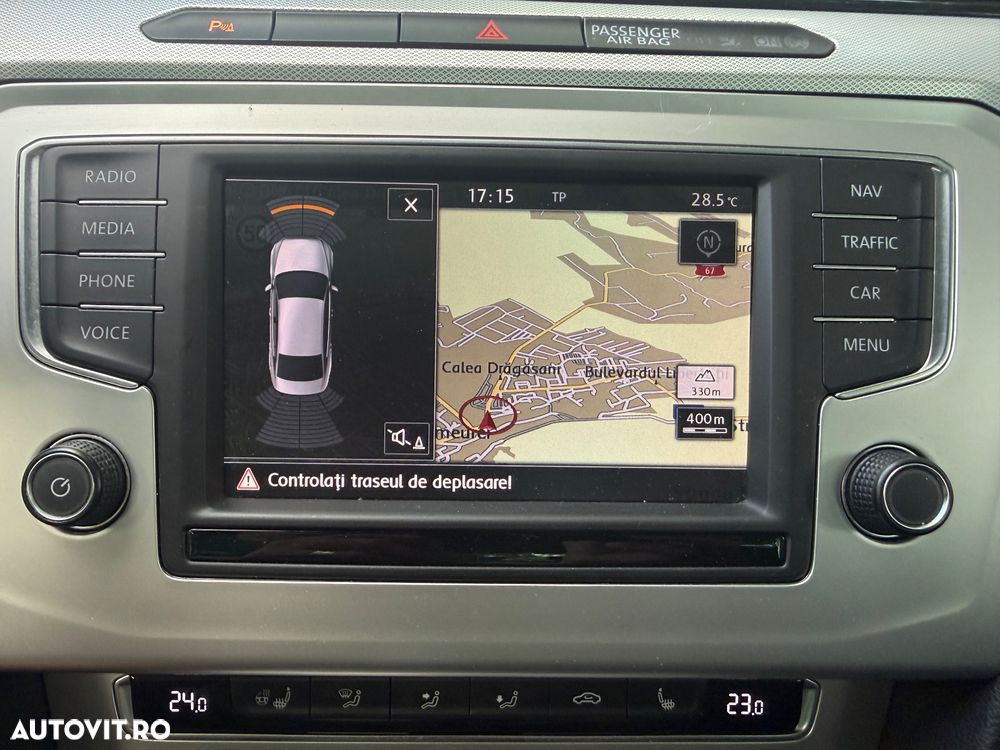 Volkswagen Passat - 26