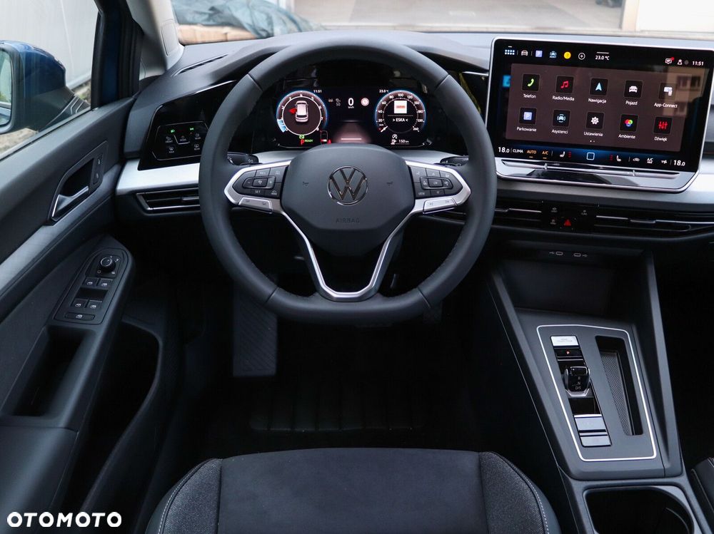 Volkswagen Golf - 21