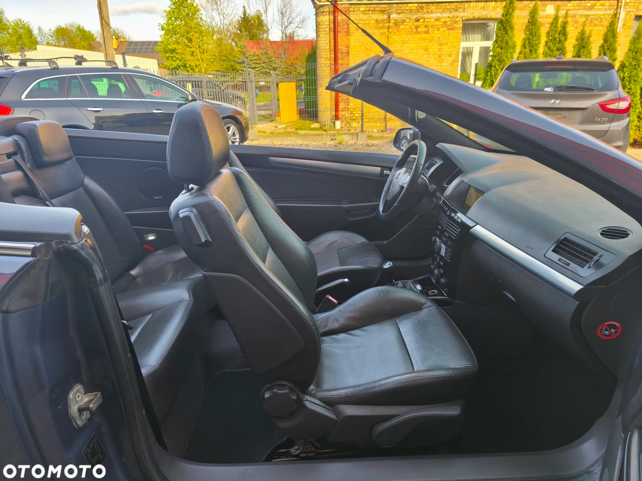 Opel Astra TwinTop 1.9 CDTI Cosmo - 12