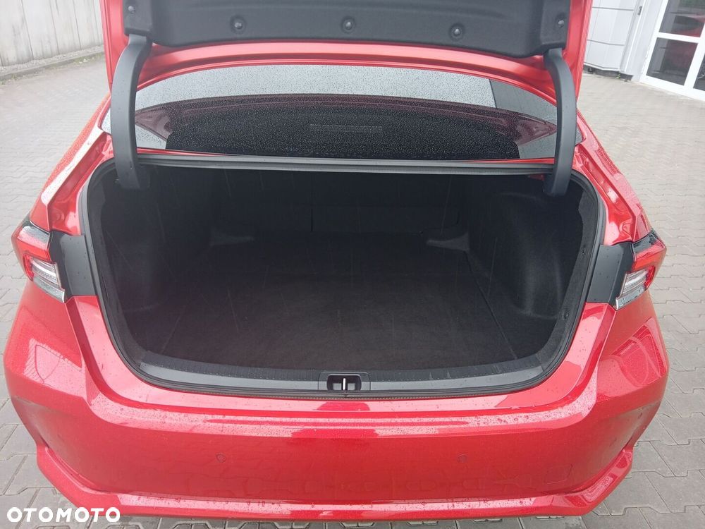 Toyota Corolla - 13