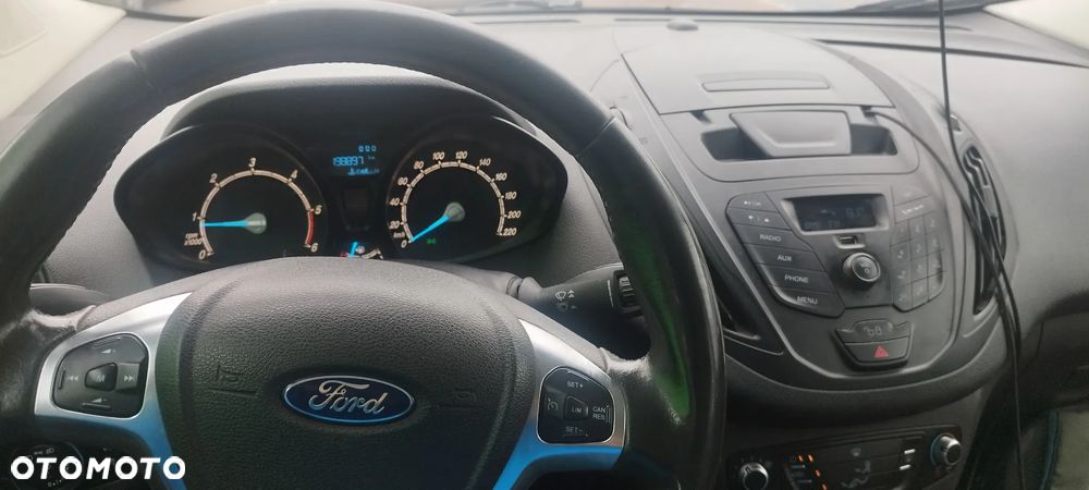 Ford Tourneo Courier - 19