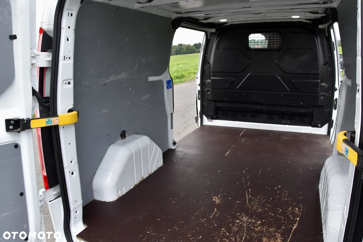 Ford TRANSIT CUSTOM 300 L2H1 - 13