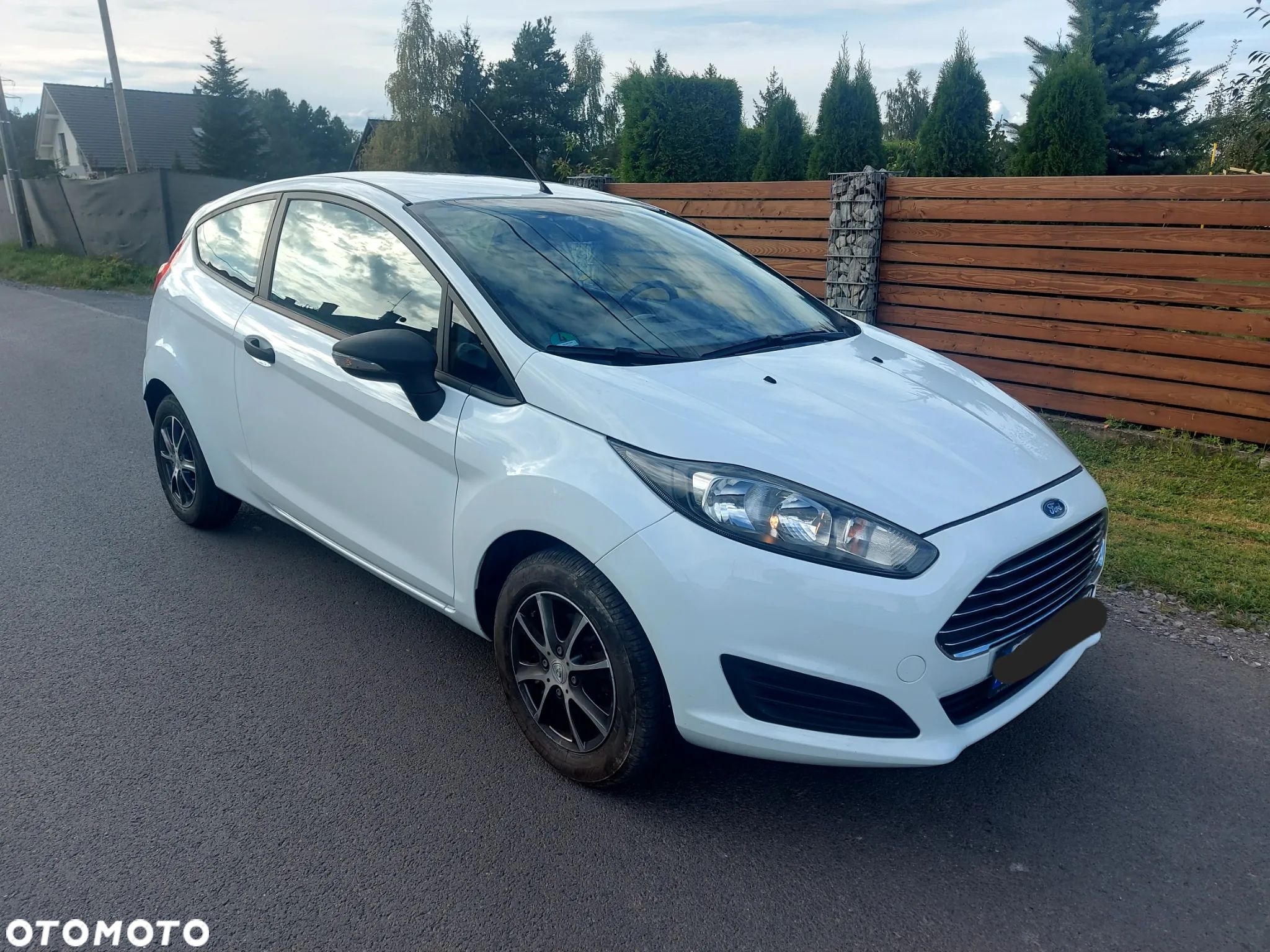 Ford Fiesta 1.25 Celebration - 1