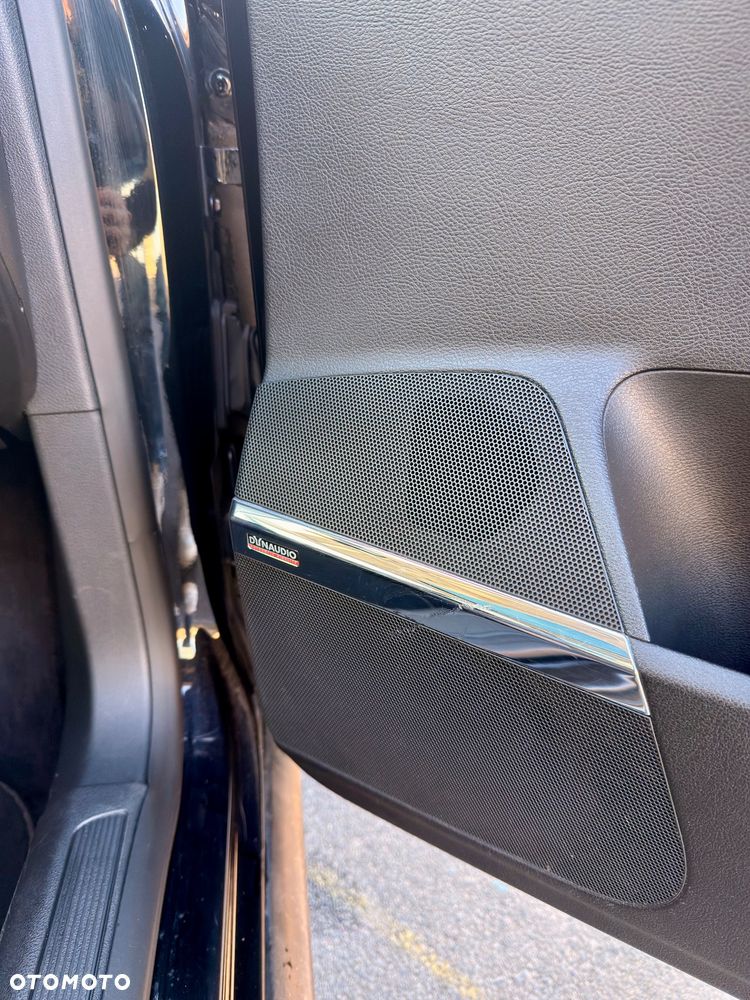 Volkswagen Passat 2.0 TDI DPF Highline - 11