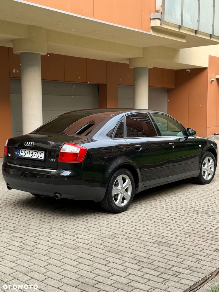 Audi A4 Avant 1.8T - 4