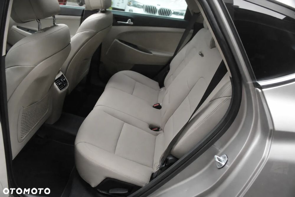 Hyundai Tucson 2.0 CRDi 4WD Trend - 9