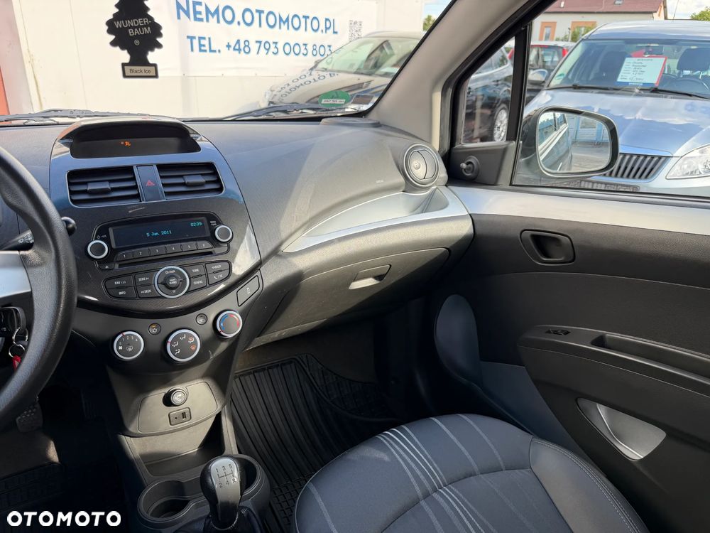 Chevrolet Spark 1.0 Base - 20