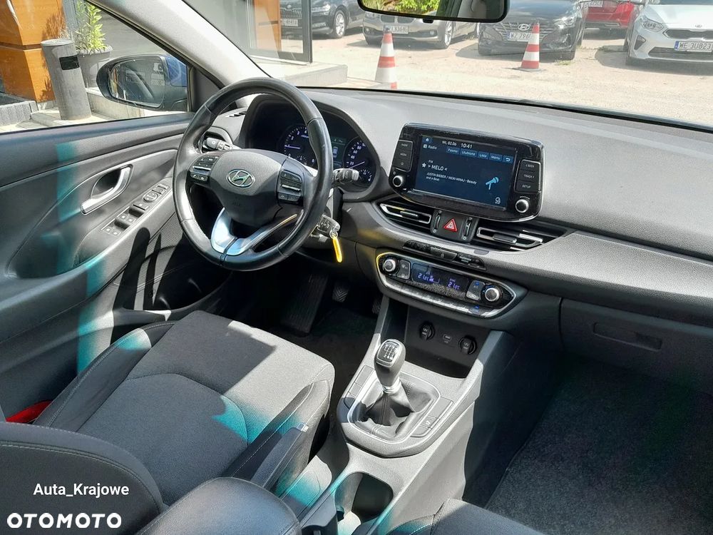 Hyundai i30 1.5 DPI Smart - 10