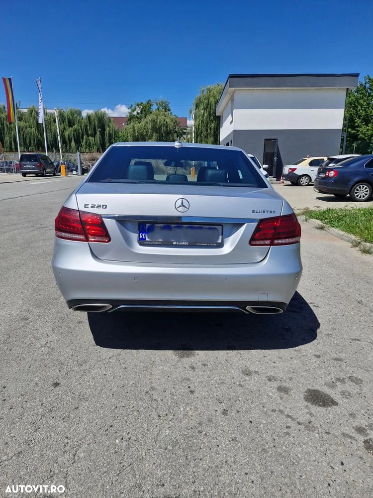Mercedes-Benz E - 8
