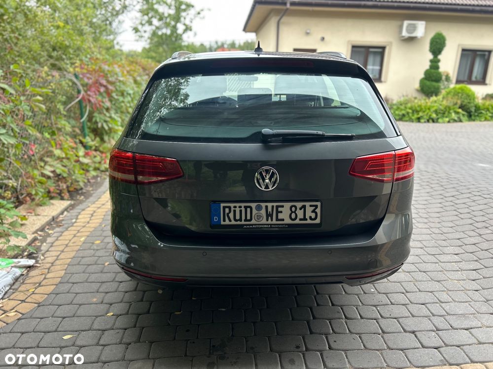 Volkswagen Passat Variant 2.0 TDI SCR DSG Comfortline - 14