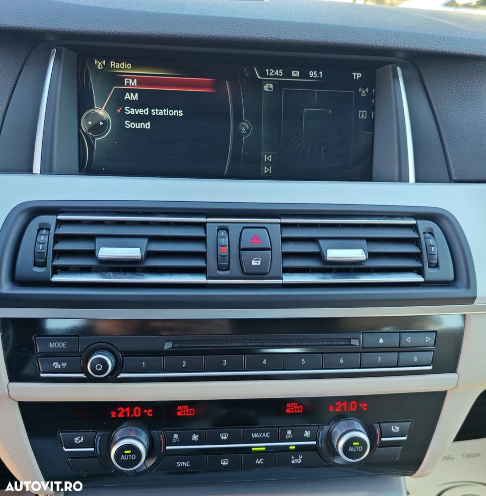 BMW Seria 5 520d xDrive Aut. Modern Line - 20