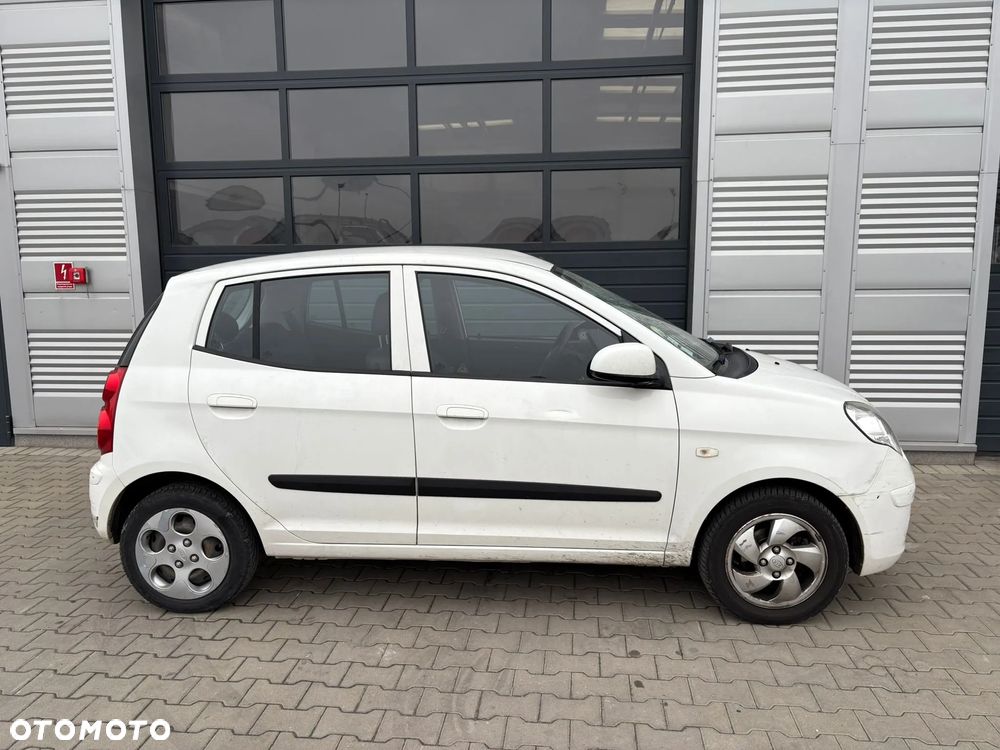 Kia Picanto - 9