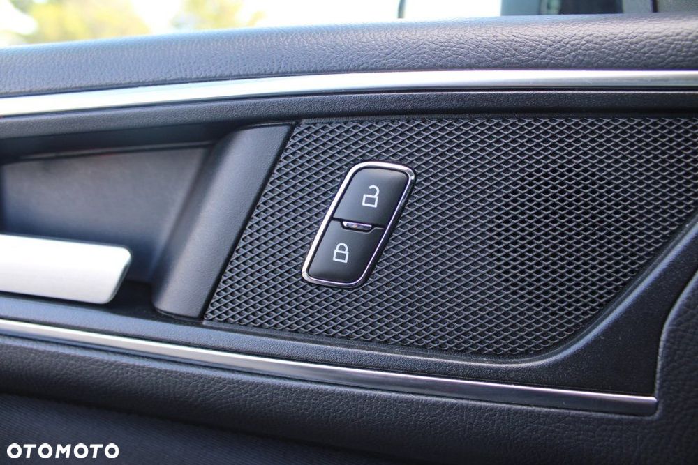 Ford Galaxy - 27