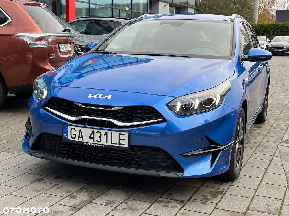 Kia Ceed 1.5 T-GDI M DCT - 4