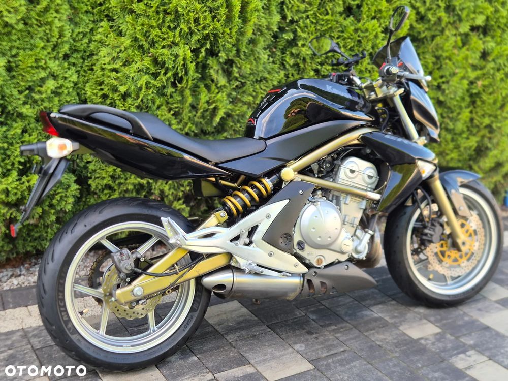 Kawasaki ER - 3