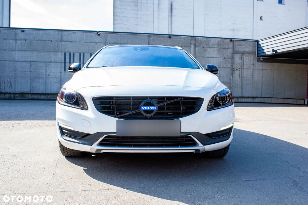 Volvo V60 T6 AWD Summum - 10