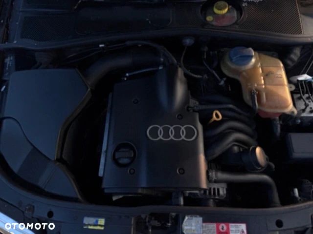 Audi A4 Limousine - 6
