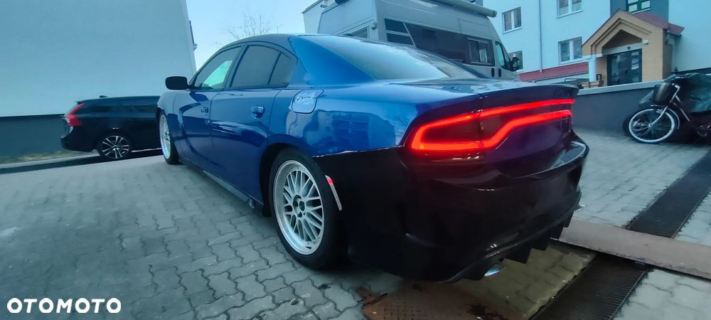 Dodge Charger - 8