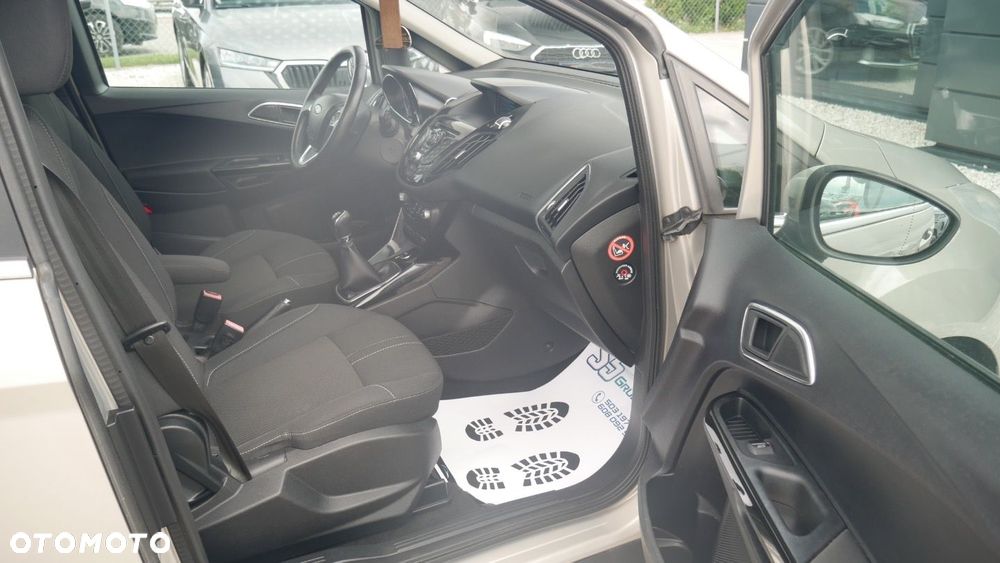 Ford B-MAX - 13
