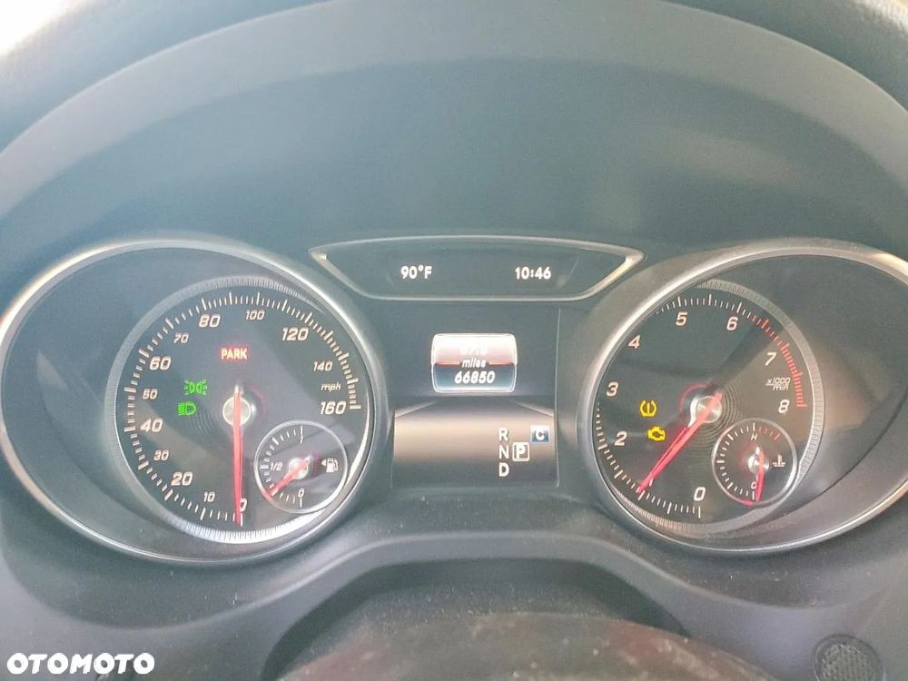 Mercedes-Benz CLA 250 4Matic 7G-DCT AMG Line - 11