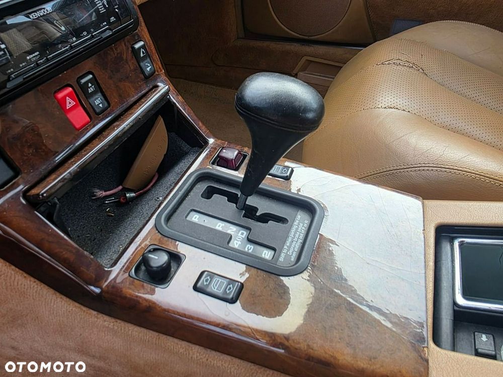 Mercedes-Benz SL - 16