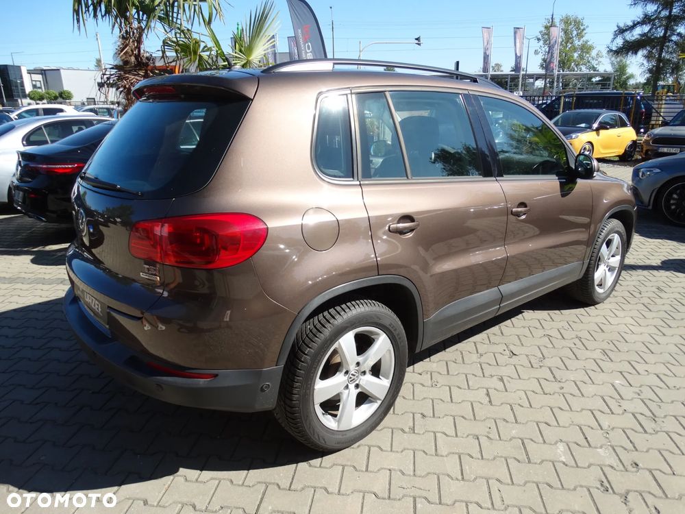 Volkswagen Tiguan 1.4 TSI Perfectline - 5