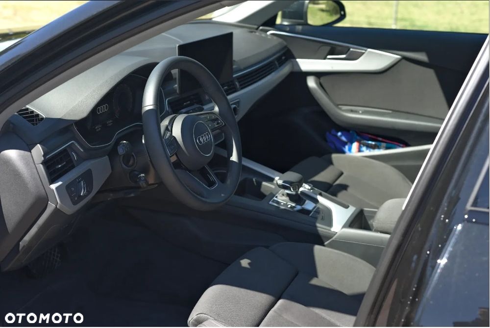 Audi A4 Limousine 35 TFSI mHEV S Line S tronic - 7