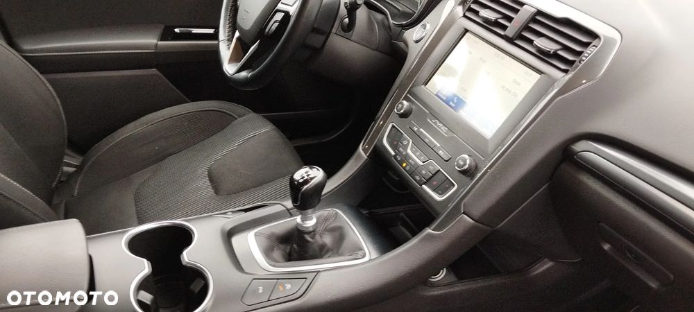Ford Mondeo 2.0 TDCi Titanium - 12