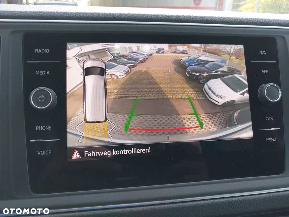 Volkswagen Grand California - 13