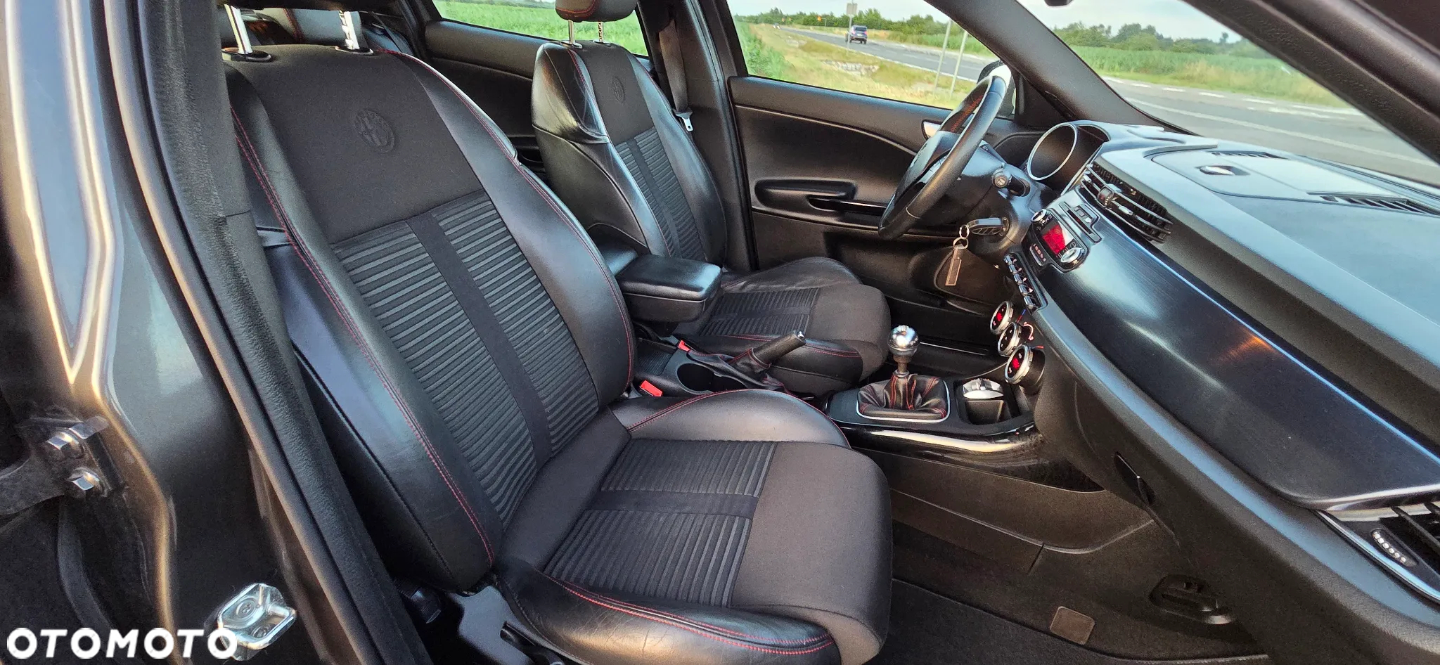 Alfa Romeo Giulietta 1.4 TB 16V Turismo - 10