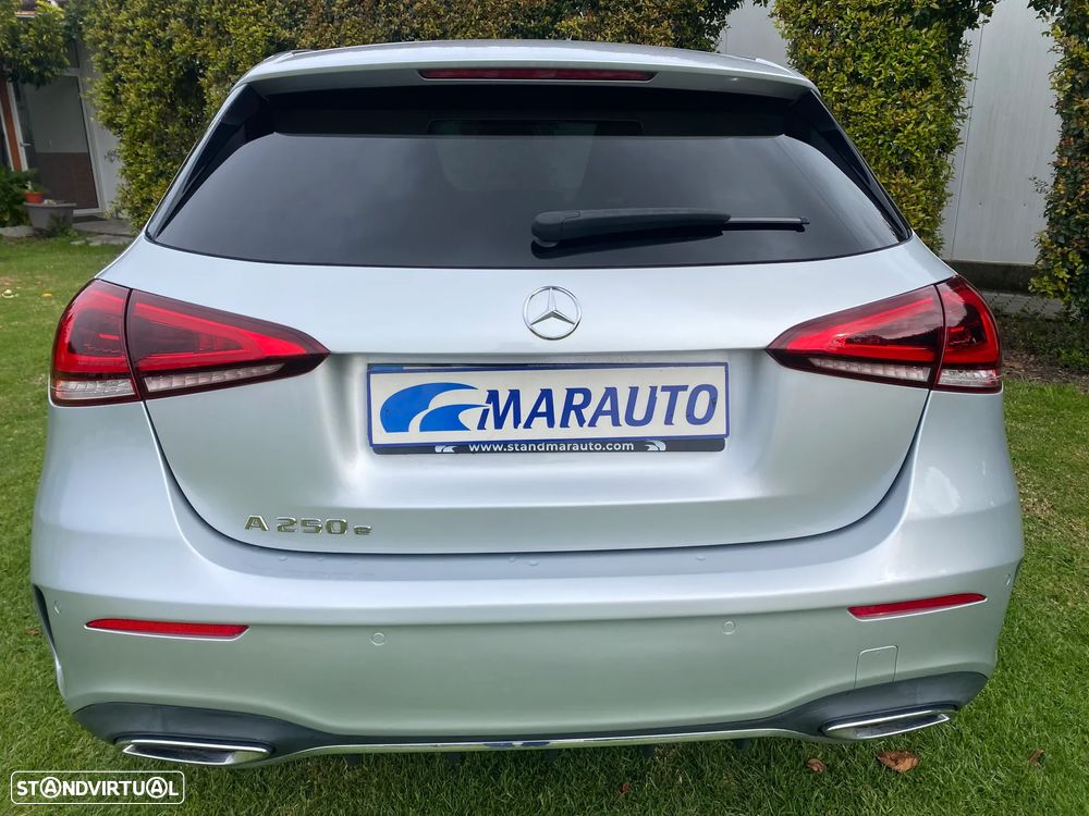 Mercedes-Benz A 250 e AMG Line - 8