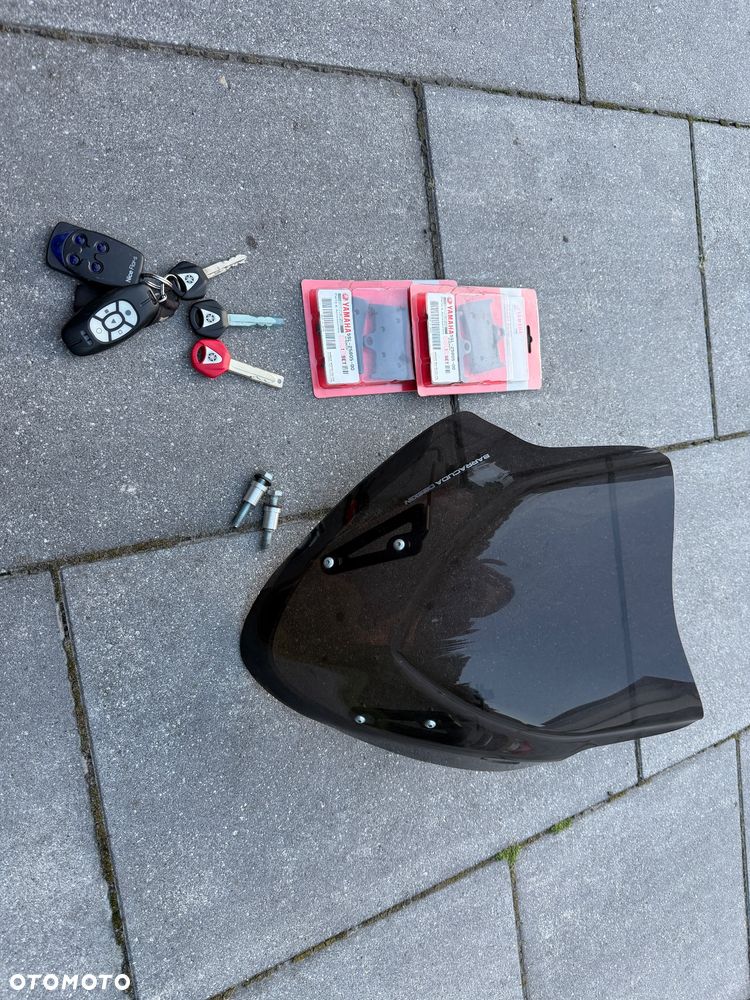 Yamaha FZ - 13