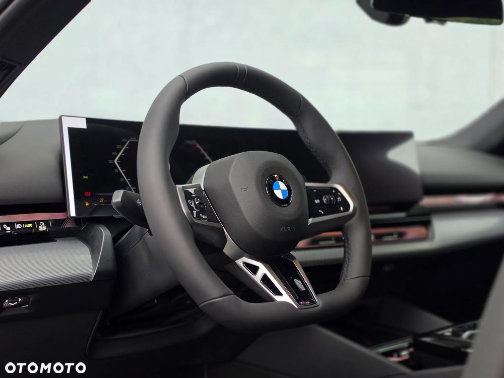 BMW Seria 5 520i mHEV M Sport - 21